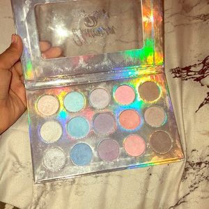 Claires eyeshadow pallet